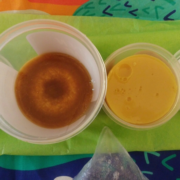 Bundle of Lush (*On Hold*) - Picture 7 of 8